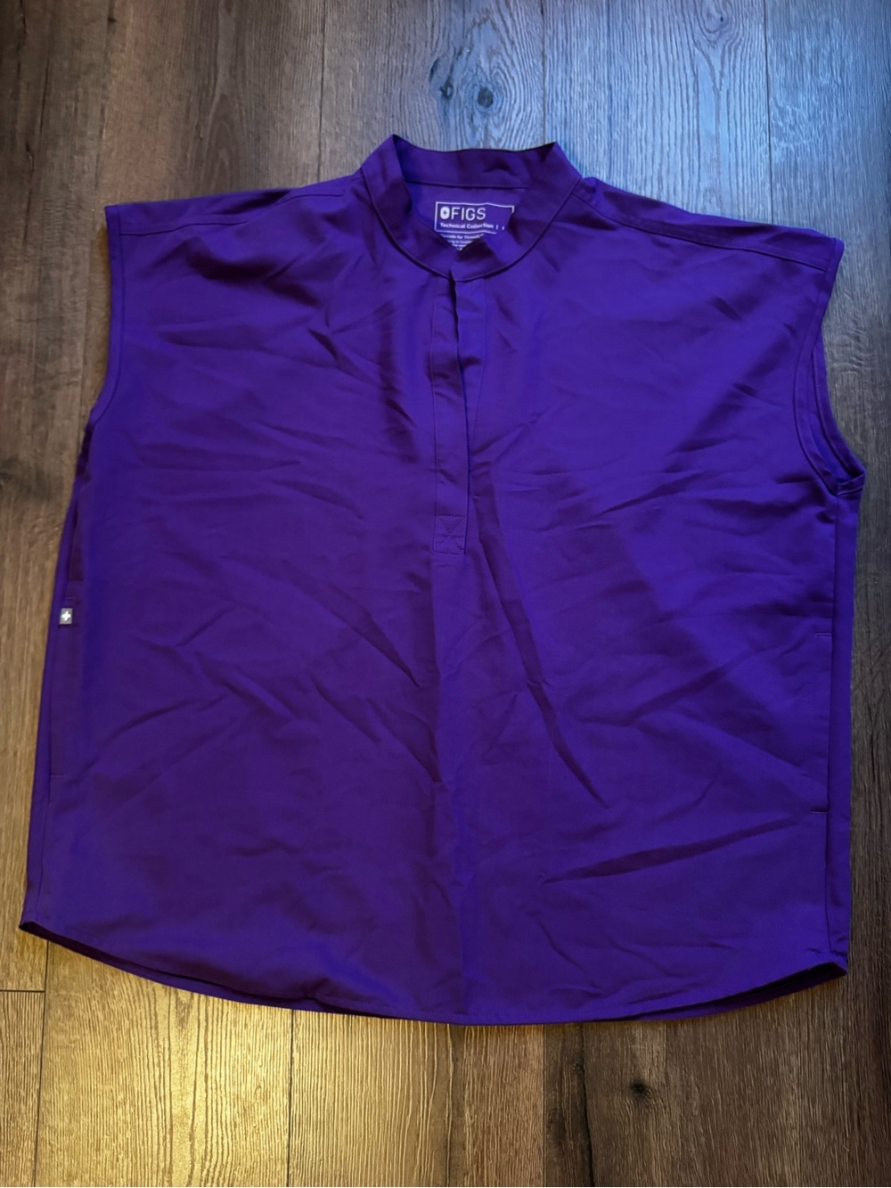 FIGS Rafaela Oversized Scrub Top Mandarin Collar